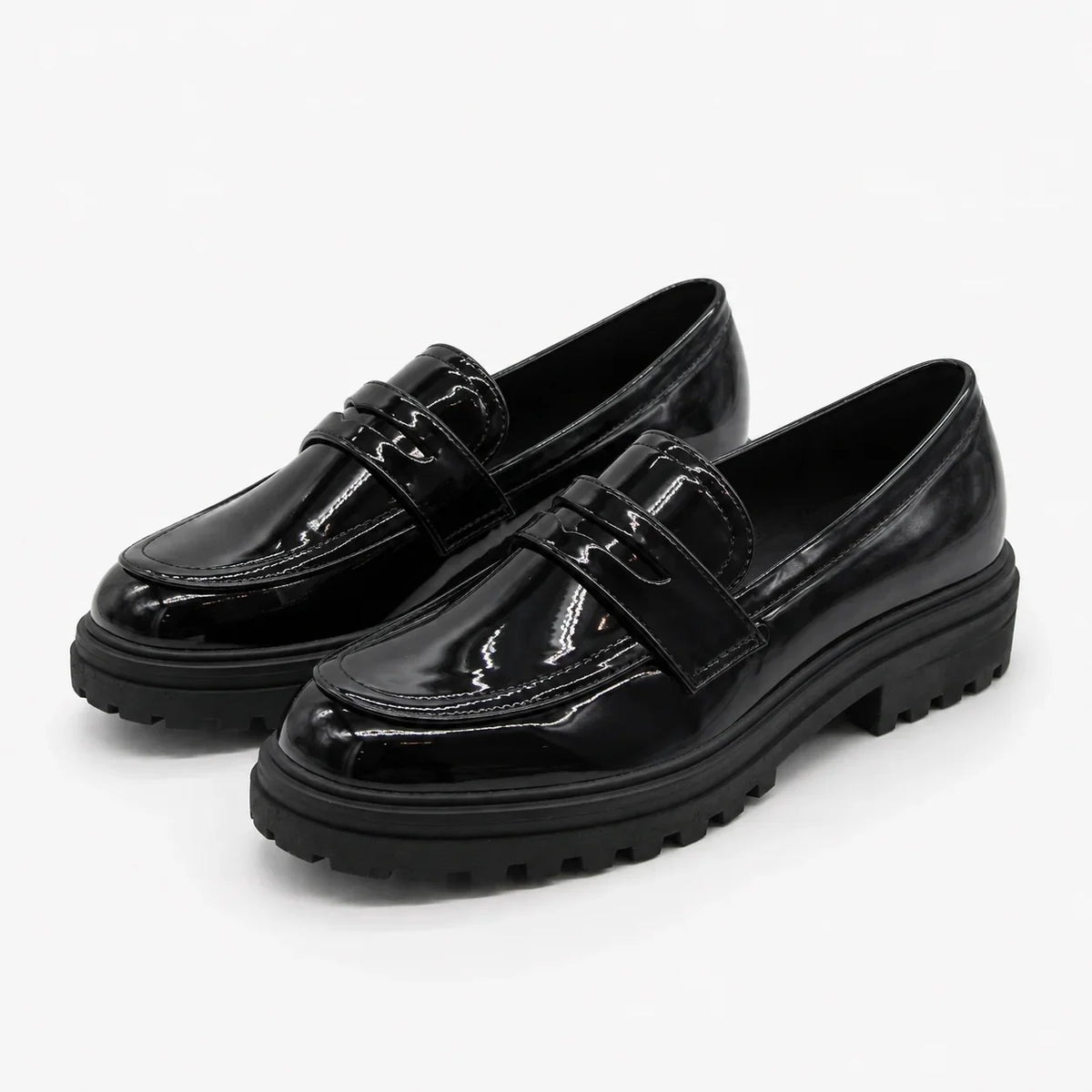 Mocassins noirs vernis femme à semelle crantée ANDREY