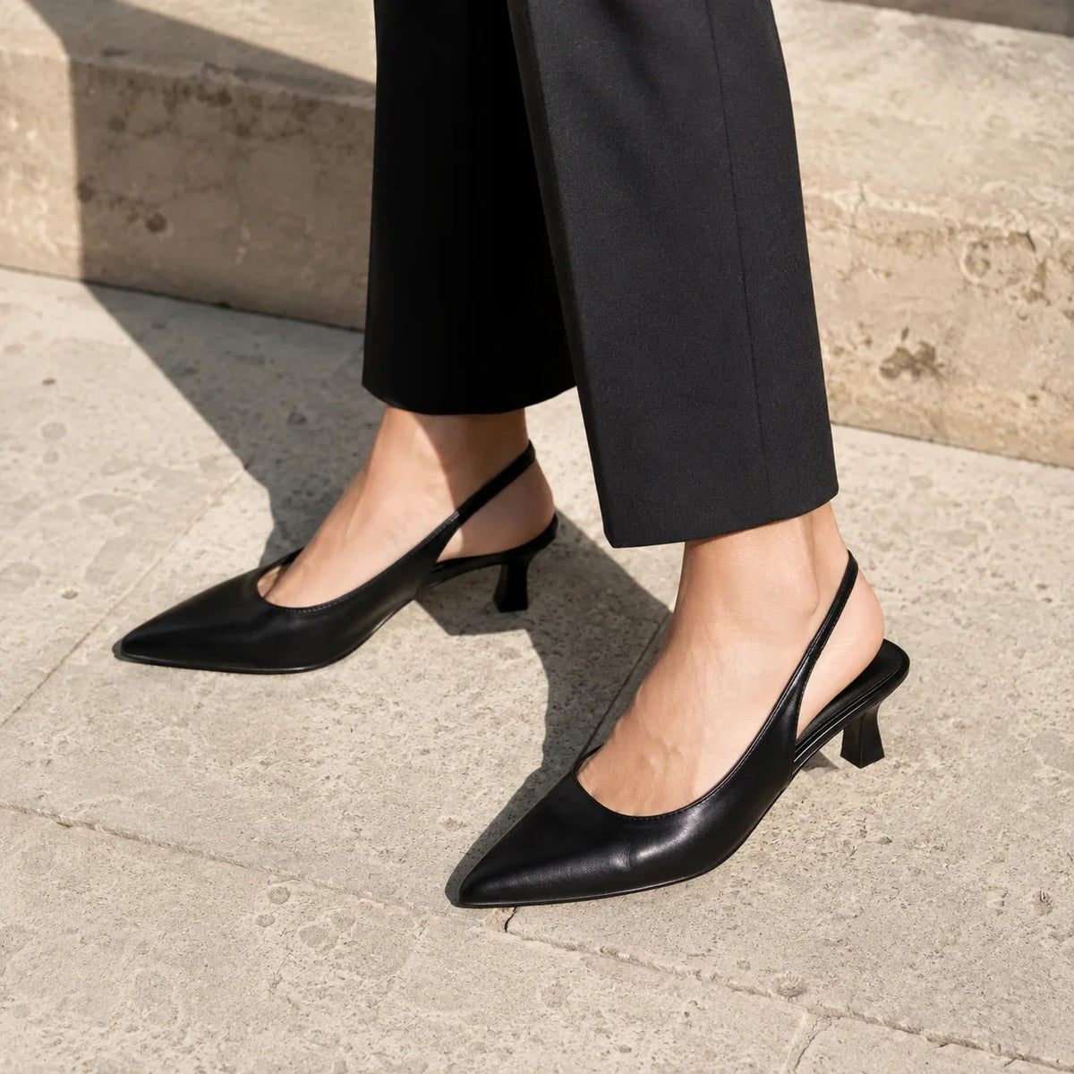 Escarpins Slingback Noirs à Petit Talon (002BLLH8573)